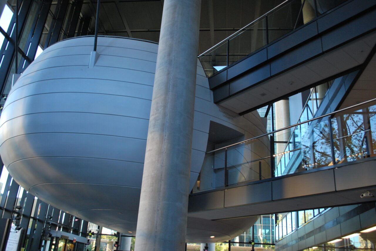 About Us | Glassopolis